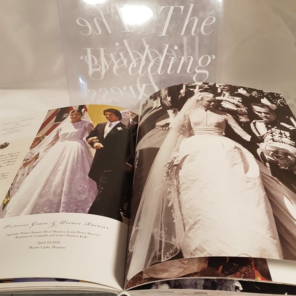 Book The Wedding Dress by Oleg Cassini with Acetate Jacket Cover Fashion History - Picture 12 of 15